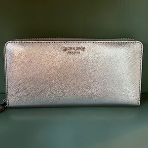 Kate Spade Continental Wallet